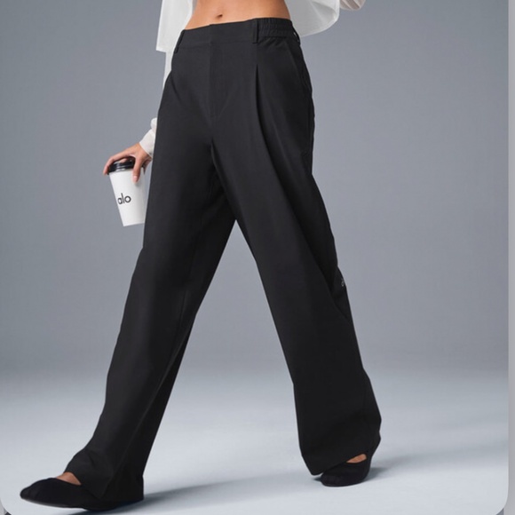 ALO Yoga Pants - Alo yoga pursuit trousers